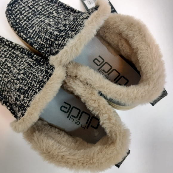 HEY DUDE Denny Tan Ankle Booties Wool Tweed Women's Moc Faux Shearling Lining - Picture 10 of 16